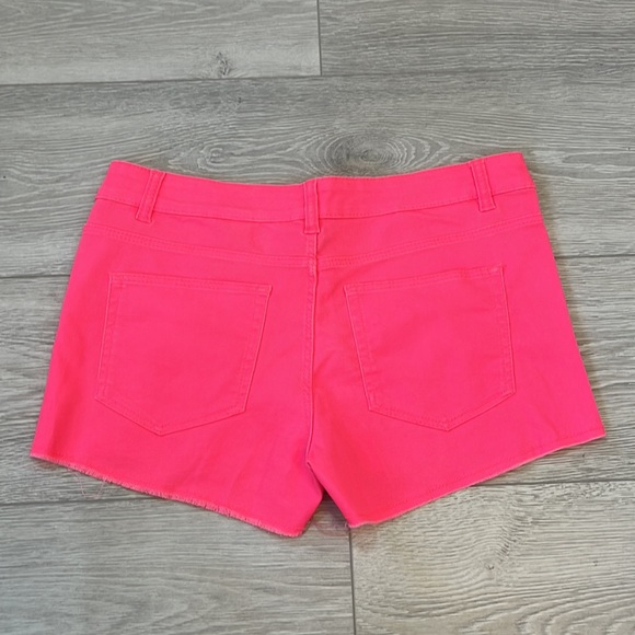 H&M Divided Neon Pink Denim Short shorts—Size 10– - Picture 5 of 5